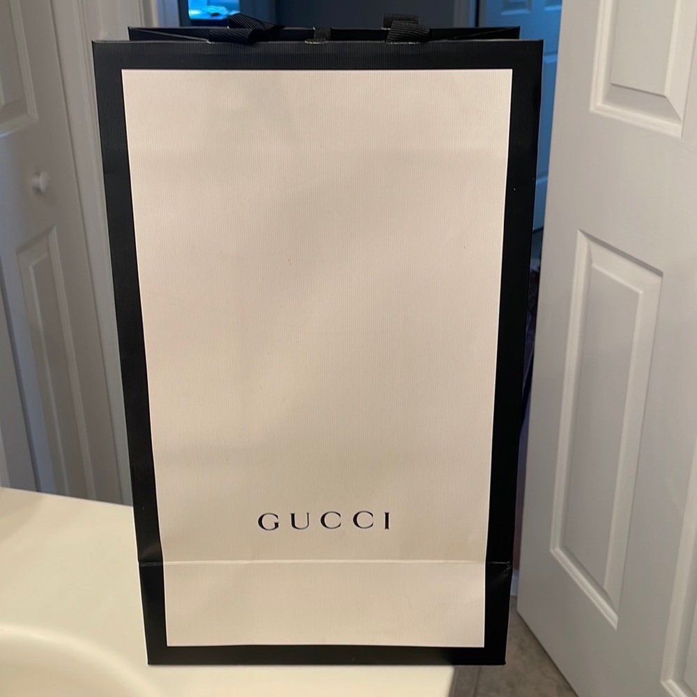 Gucci paper gift bag